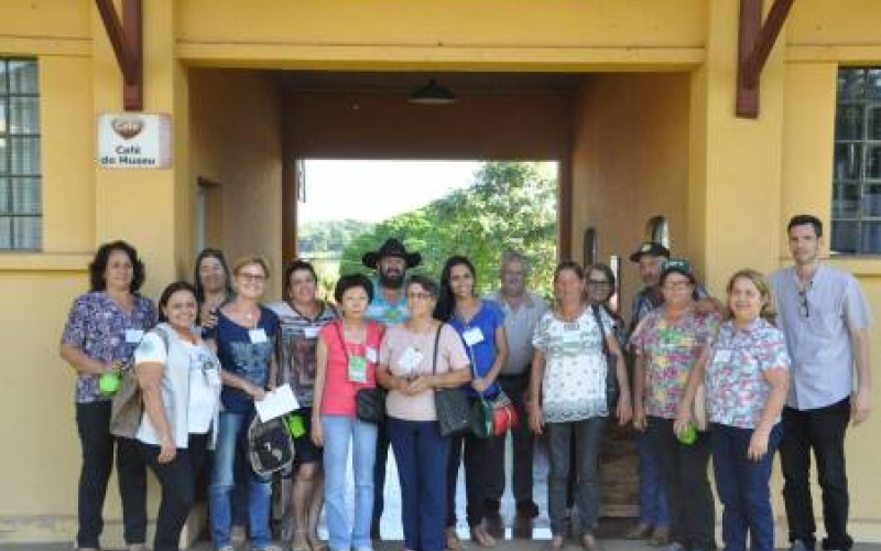 Grupo de turismo rural visita Ibiporã