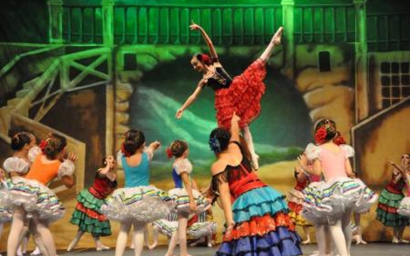 Escola de Ballet da SMCT apresenta 