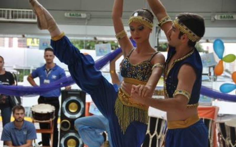 Ballet encanta o público no Shopping