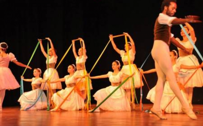 Ballet de Ibiporã participa domingo (dia 4) da Seletiva para o Festival de Dança do Mercosul