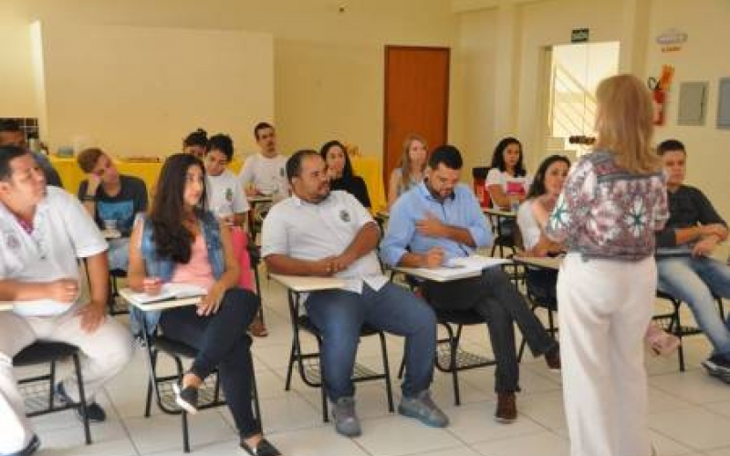 Capacitação sobre educação e formação cultural