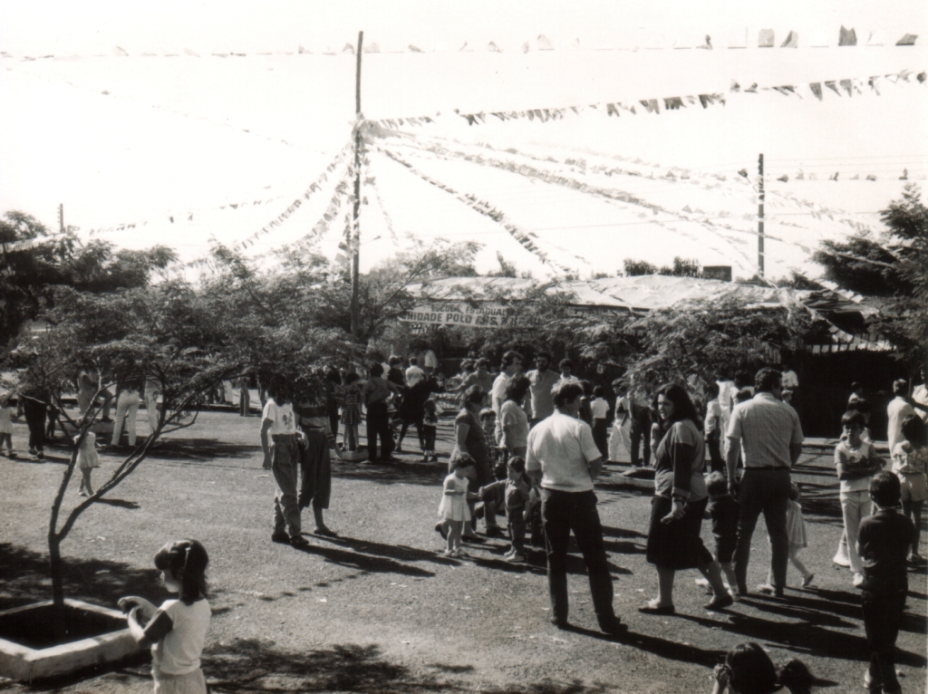 10 - Festa Junina Praça Pio XII - 1977