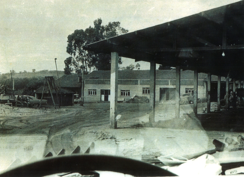 7 - Construção do Barracão da Prefeitura - 1964