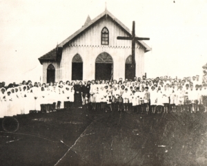 p-035-atividades-na-igreja-catolica-1943-dia-da-padroeira_(500).jpg