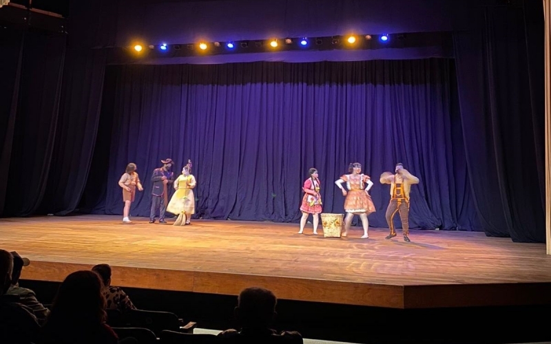 Apresentações marcam encerramento das atividades do 1º semestre do curso de Teatro