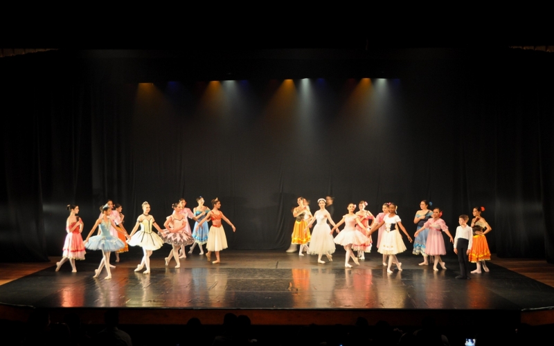 Espetáculo de Encerramento de 2021 da Escola de Ballet de Ibiporã
