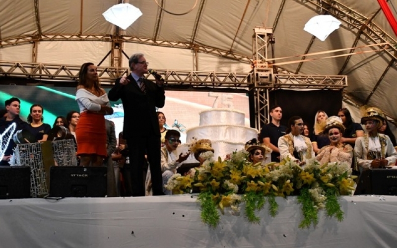Teatro, dança, música e homenagens na Festa dos 75 anos de Ibiporã