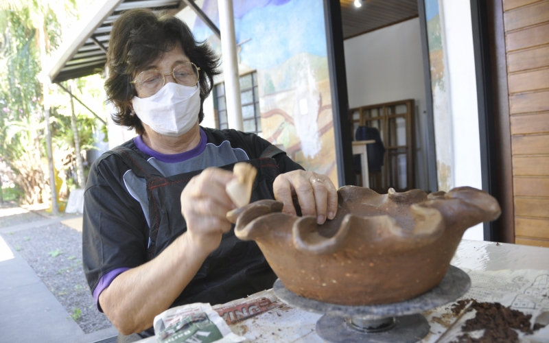 Conheça um pouco mais sobre o tradicional curso de Cerâmica