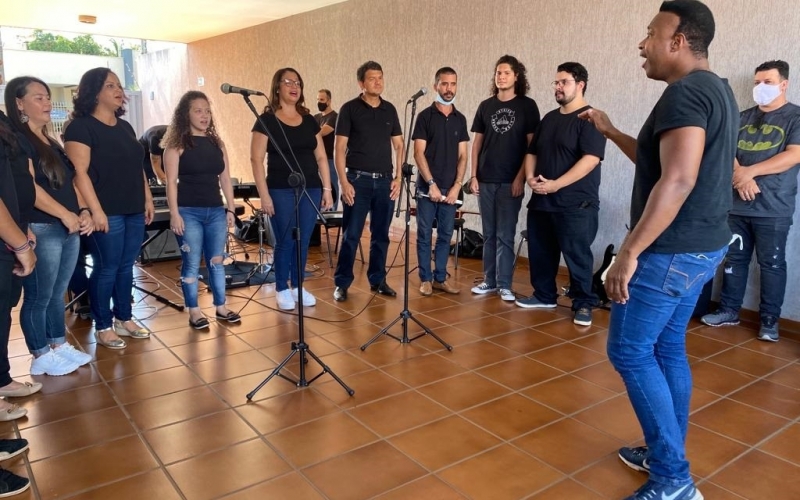 Em Sertanópolis, professores e alunos da Ceforma mostram seu talento